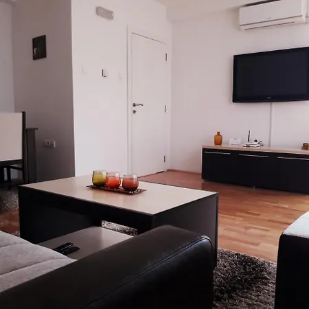 River Lux Apartment